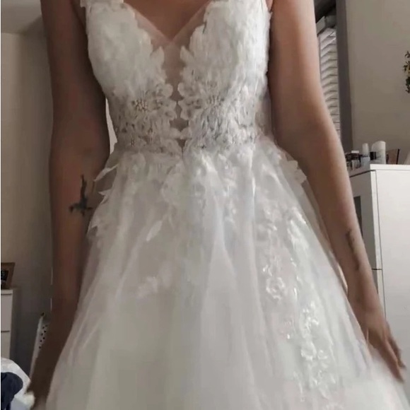 Lulu's White Lace Bridal Dress - Picture 9 of 10